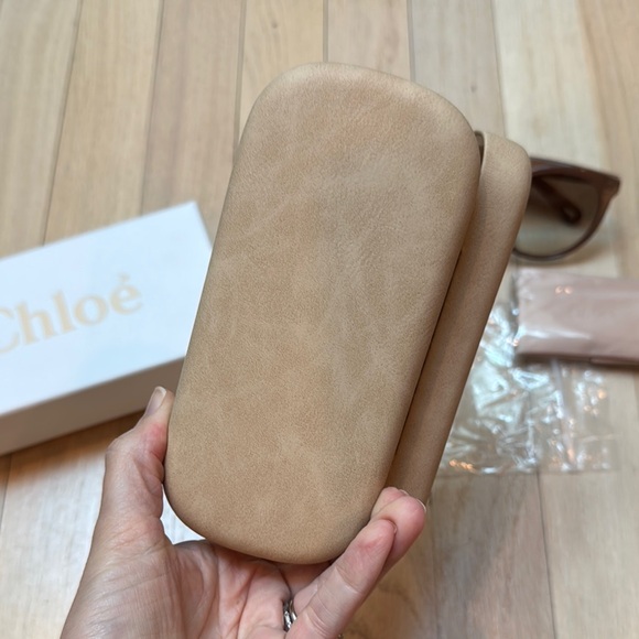 Chloe Elize Nude Sunglasses with Case - Picture 6 of 12